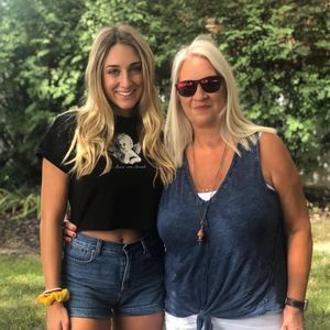 Meet your Posher, Deborah